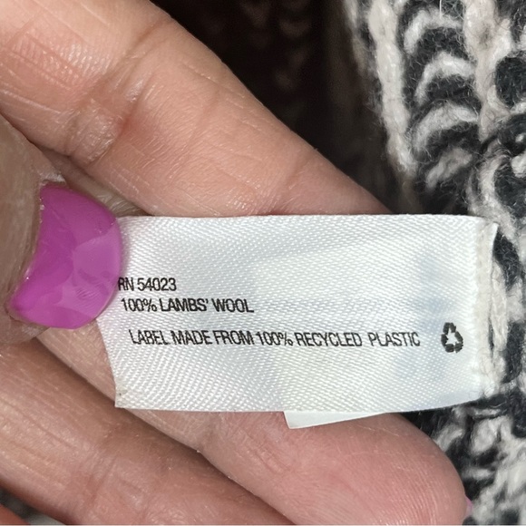 Gap 100% Lamb Wool Grey Chevron Long Sleeve Open Front Cardigan Size Small - Picture 6 of 7